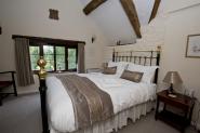 wood_cottage_steppes_farm_monmouthshire_holiday_cottages_007